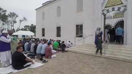 Binlerce Müslüman, Kurban Bayramı Namazında Amerika Diyanet Merkezi'nde Buluştu