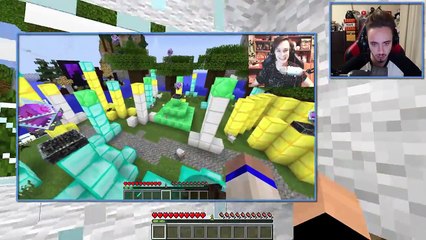 КАК СПРЯТАТЬСЯ И ЖИТЬ ВНУТРИ ДЕРЕВА В МАЙНКРАФТ! СЕКРЕТНЫЙ ЛАЙФХАК ЧЕЛЛЕНДЖ! ТРОЛЛИНГ ПРЯТКИ