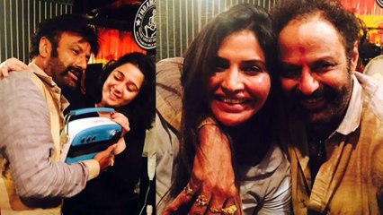 విగ్గు లేకుండా బాలయ్య ఇలా ఉంటాడు || Balakrishna without wig at Paisa Vasool Party || SuperMirchi