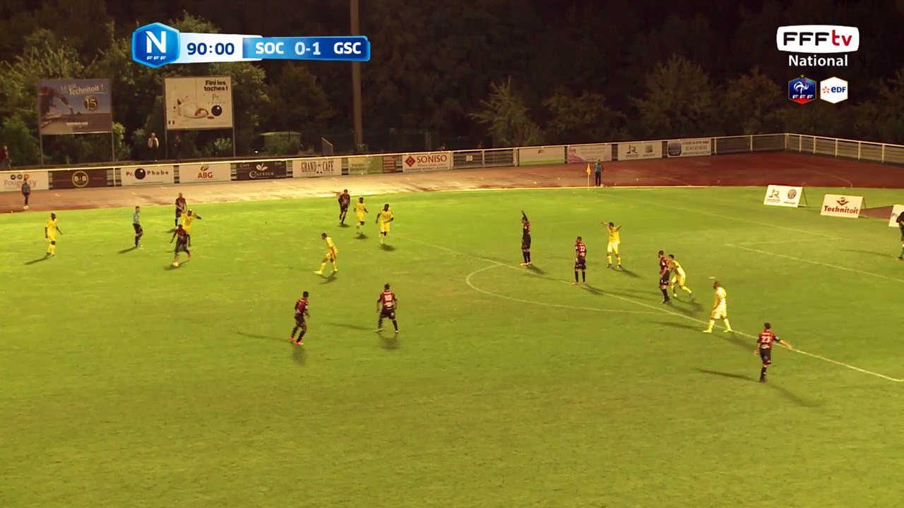 Belle frappe lointaine de Gomez