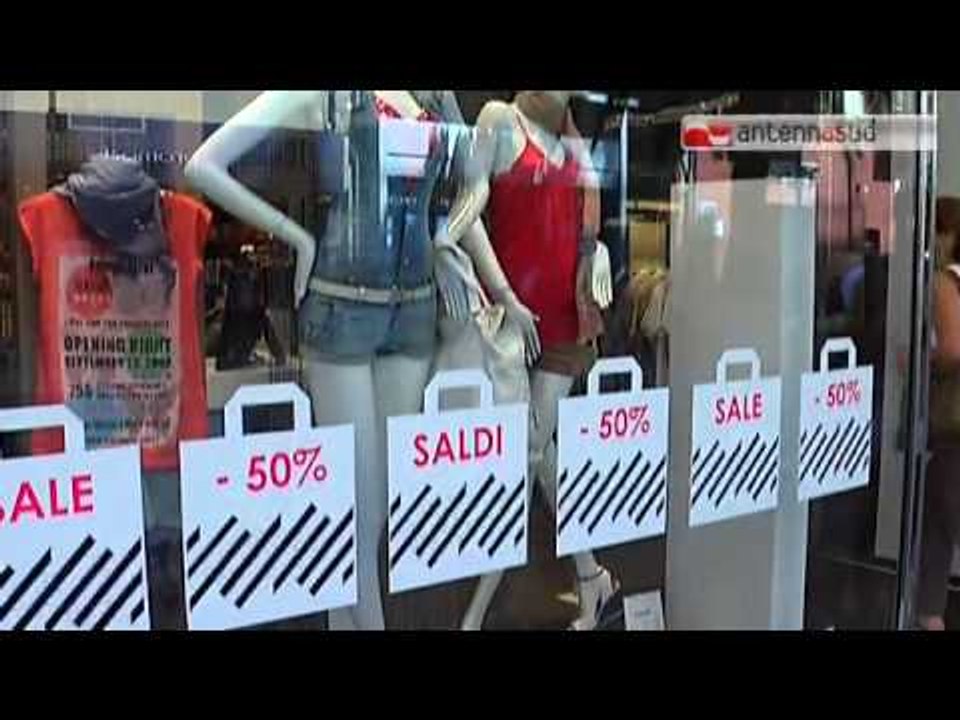 TG 14.07.14 Saldi flop e saracinesce abbassate a Bari nella seconda domenica di luglio