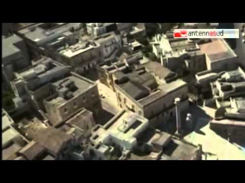 TG 11.08.14 Odissea Brindisi: dopo gli immigrati, ora tocca ospitare i turisti