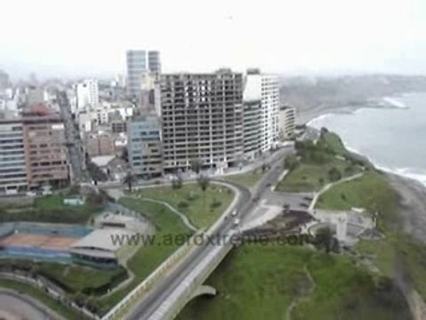 Paragliding Peru - Vuelo en Miraflores - Parapente Lima