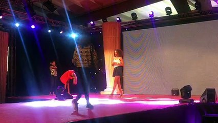 Dernières répétitions avant le début du show de Miss Lorraine