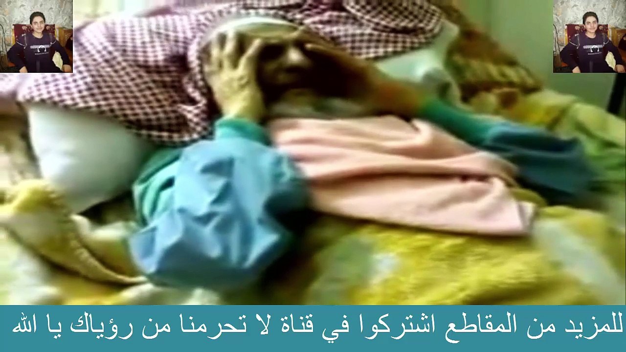 مؤذن في غيبوبه و كل ما جى وقت الصلاه اذن و يرجع لغيبوبته