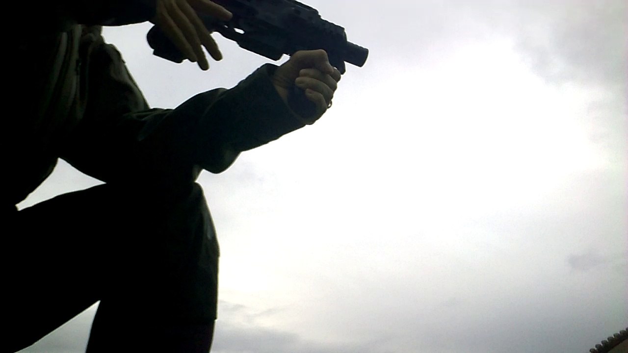 Anschießen des CAA Roni mit der Glock 17 des Jagdaufseher Tactical-Dad Teil2