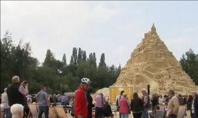 Jerman Cetak Rekor Baru Istana Pasir Tertinggi di Dunia