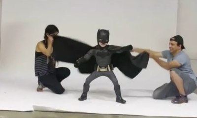 Fotografer Ini Ubah Anak-Anak Difabel Jadi Superhero