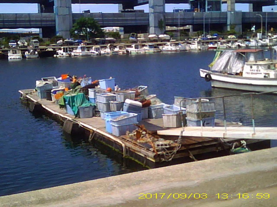 漁船のある風景