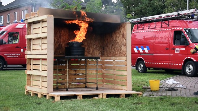 Philippeville: portes ouvertes chez les pompiers, le feu de friteuse