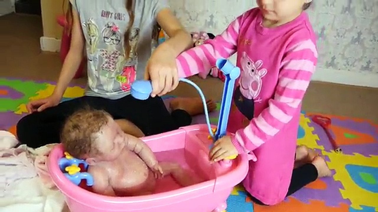 Baño tiempo divertido con silicona bebé Niños jugando juguete bañera