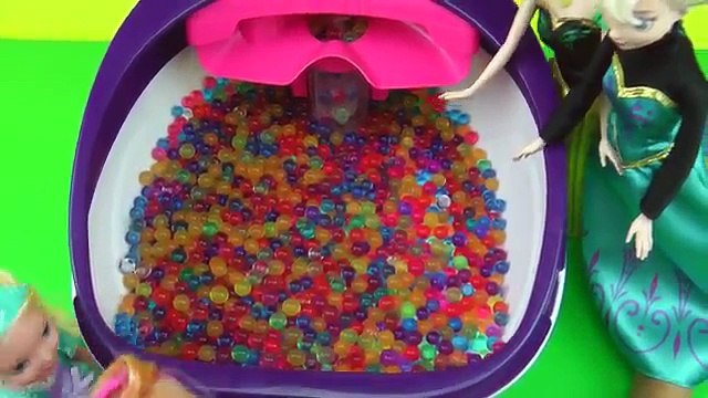 И Анна Пляж Эльза Эльзы весело у на Это десять замок из песка в детей младшего возраста 1