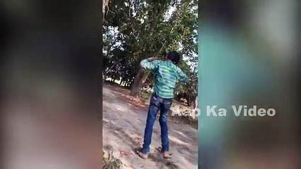 नशे की हालत मे 12,000 हजार की मोबाईल तोड़ दी इस लड़के ने ! जरूर देखे !