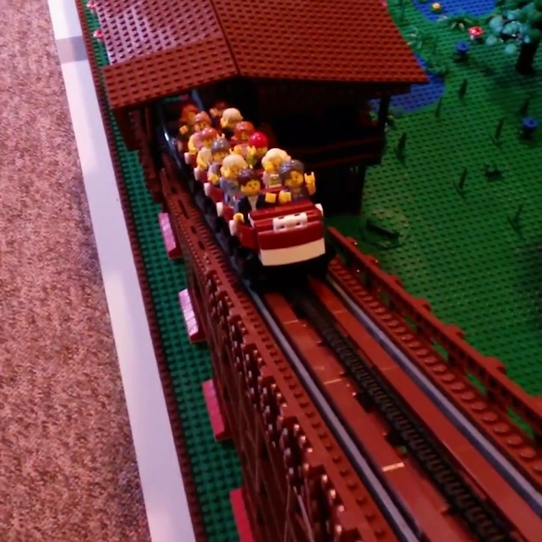 Des montagnes russes en LEGO... Et qui fonctionnent à merveille! - Vidéo  Dailymotion