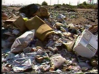 Déchiquetons, recyclons.