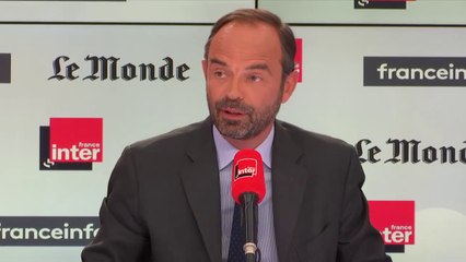Édouard Philippe : "Nous avons donc rajouté des contrats aidés"