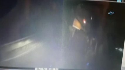 9 Kişinin Yaralandığı Feci Kaza Kamerada