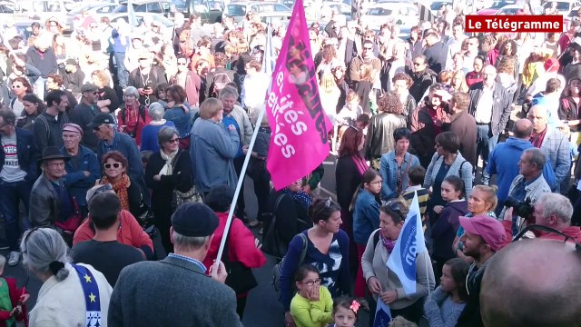 Emplois aidés. 1.200 manifestants à Quimper