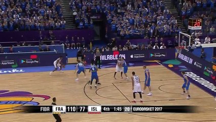 Le superbe alley-opp entre Antoine Diot et Axel Toupane !