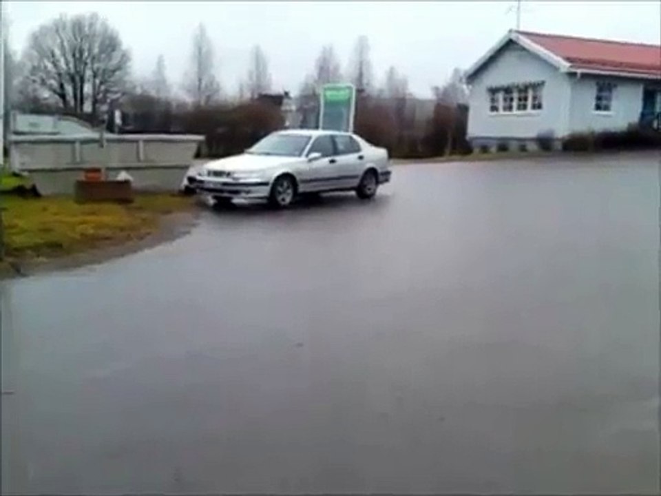 Attache remorque humaine