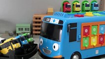Автобус автомобиль перевозчик мало в Игрушки Получить в автомобиль несущей игрушечной Tayo