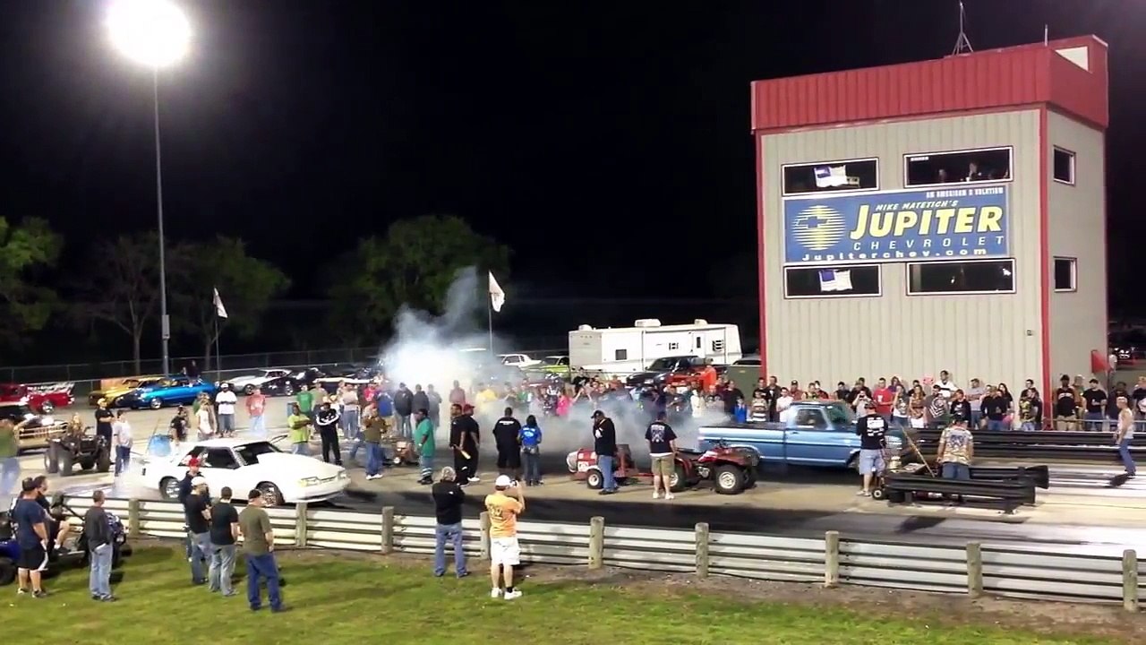 Drag Racing Fox Body Mustang And An F 150 Drag Race