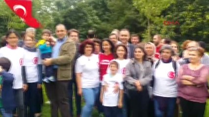 Londra'daki Türkler, Hyde Park'ta Bayram Kutladı