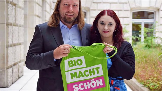GRÜNE - ANTONIA HOFREITER DIE SCHÖNSTE FRAU DER GRÜNEN - BIO MACHT SCHÖN