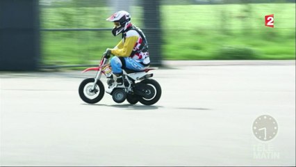 Sport samedi - Une mini moto pour les grands
