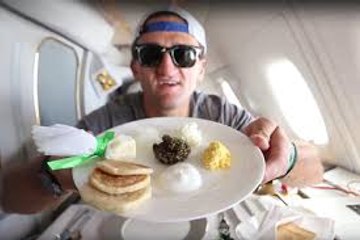 THE $21,000 FIRST CLASS AIRPLANE SEAT