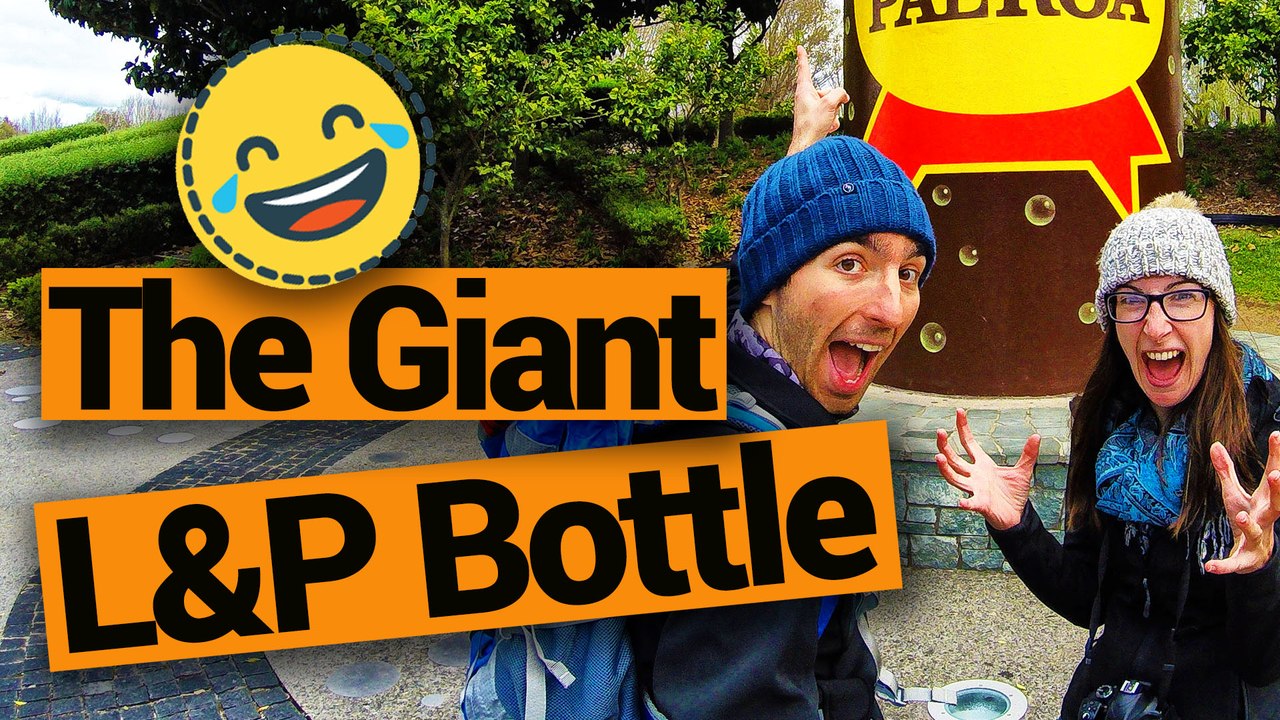 Paeroa’s Giant L&P Bottle - New Zealand's Biggest Gap Year – Backpacker Guide New Zealand