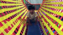 Région Centre pour enfants la famille amusement amusement géant intérieur gonflable enfants jouer Cour de récréation diapositives