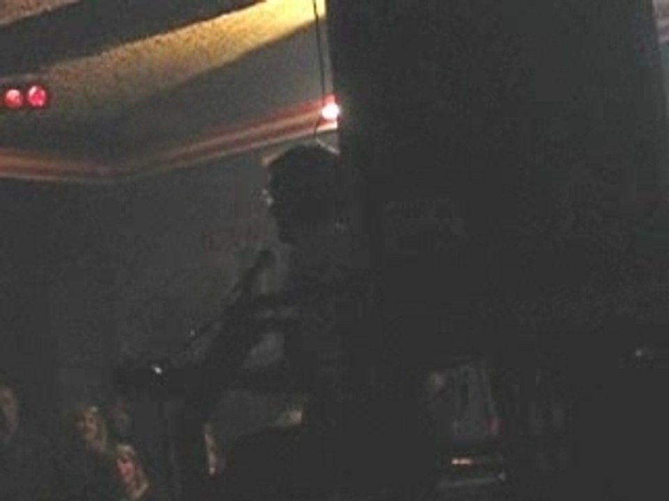 Didier Super - Petit anarchiste (filmé à l'arrache)