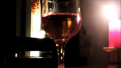 Gece, şarap, mum, akan su, sessiz, doğal ortamda ses ve gürültü, yatıştırıcı, rahatlama, uyku - 1 saat