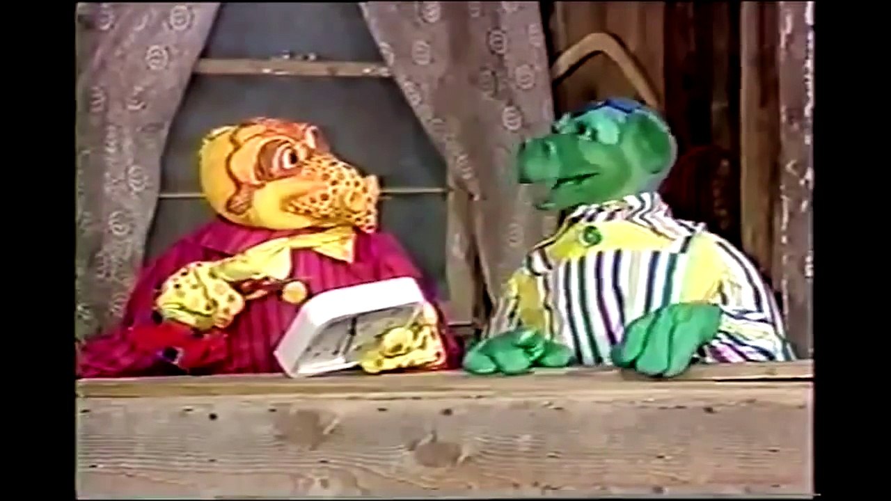 WORST PUPPET SHOW EVER