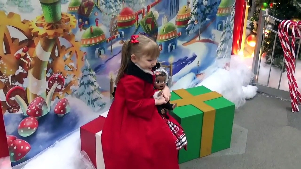 BABY ALIVE visits SANTA! The Lilly and Mommy Show! Santas Head Quarters!