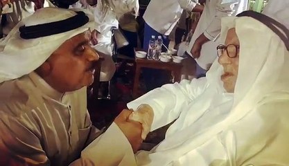 داوود حسين يزور دار المسنين