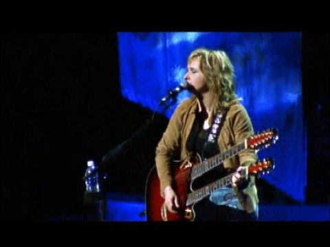 Down To One - Melissa Etheridge - Live....And Alone (2002)