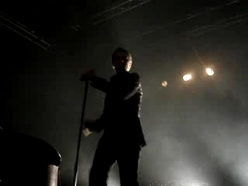 Simon Buret danse au Mans