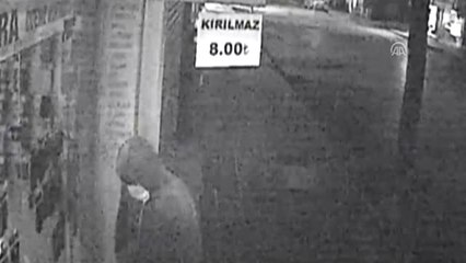 Dışarıdaki Güvenlik Kamerasını Kırdı İçerdekine Yakalandı