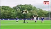 Futbollistet e Chelsea tregojne talentin e tyre ne keto sfida te veshtira me topin (360video)