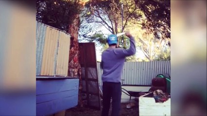 On t'a dit d'arreter de jouer avec les couteaux !