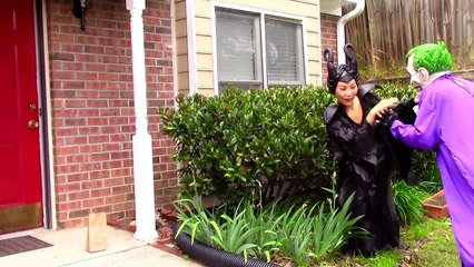 Ariel Mermaid vs Maleficent vs Spiderman Toilet battle! Superheroes in real life!