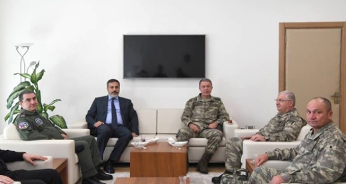 Genelkurmay Başkanı Akar, Operasyon Öncesi İdlib Sınırında Denetleme Yaptı