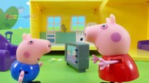Свинка Пеппа и Джордж играют в видеоигру онлайн на русском Peppa Pig Мультик из игрушек - Серия 117