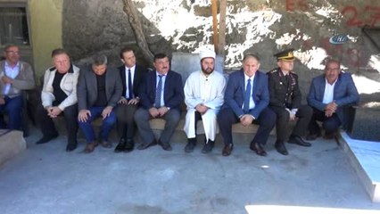 Kılıçdaroğlu'nun Konvoyunda Şehit Düşen Askerin Anısına Çeşme Yaptırdılar