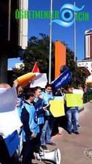 Türk Eğitim-Sen gazeteci yazar Şeref Oğuz'u protesto etti