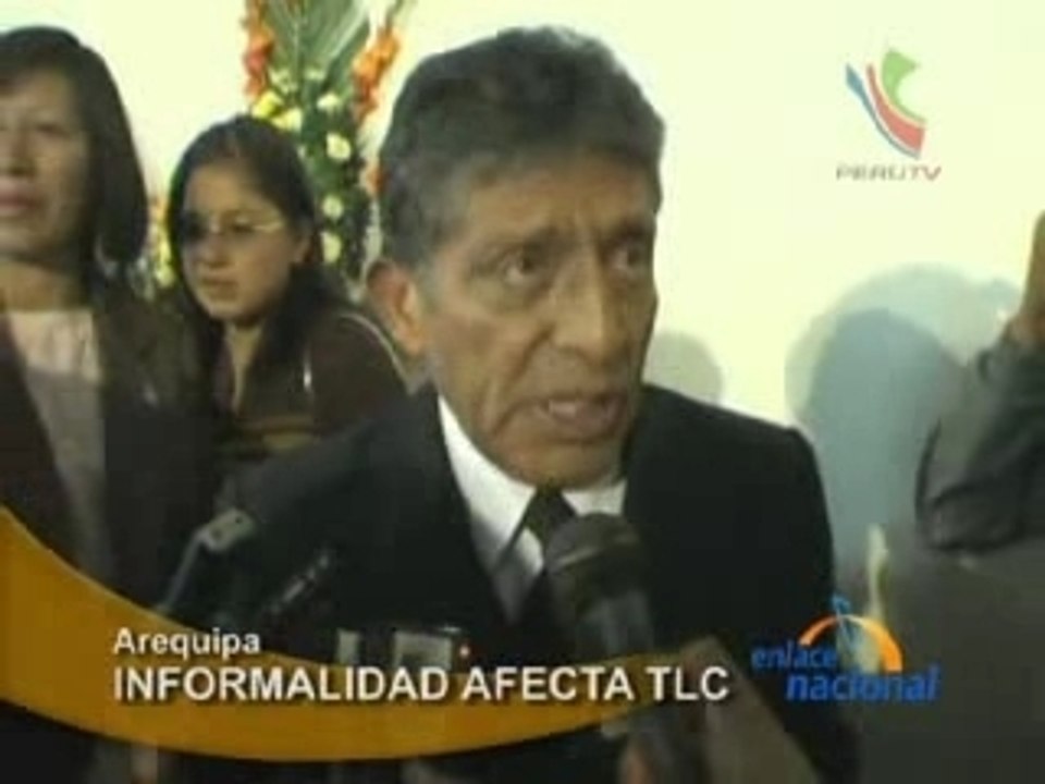 INFORMALIDAD AFECTA TLC - AREQUIPA