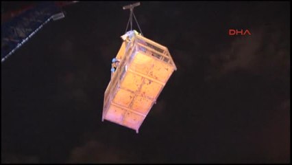 Şişli'de, İnşaat Kolonunun Üzerine Düşen İşçinin Bacaklarına Demir Saplandı