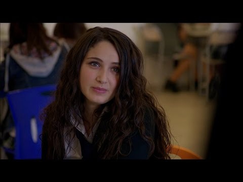 Kızlar, Defne ile dalga geçiyor... - Kırgın Çiçekler 47. Bölüm - atv